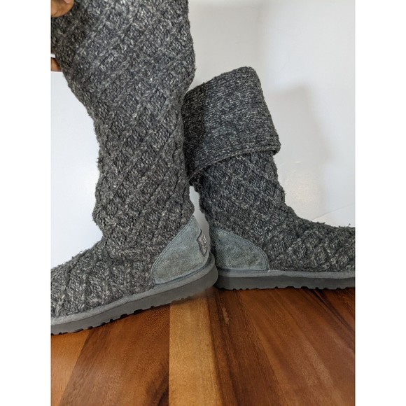 UGG Australia Lattice womens boots Size 7 Tall Knit Gray SN 3066 Winter Shoes - Picture 7 of 11